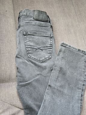 Signature Studio Men’s Gray Skinny Jeans